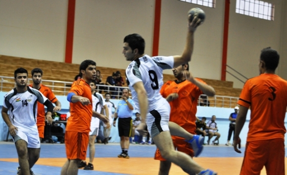 پاڵەوانیەتی تۆپی دەستی ھەولێربەرێوە دەچێت